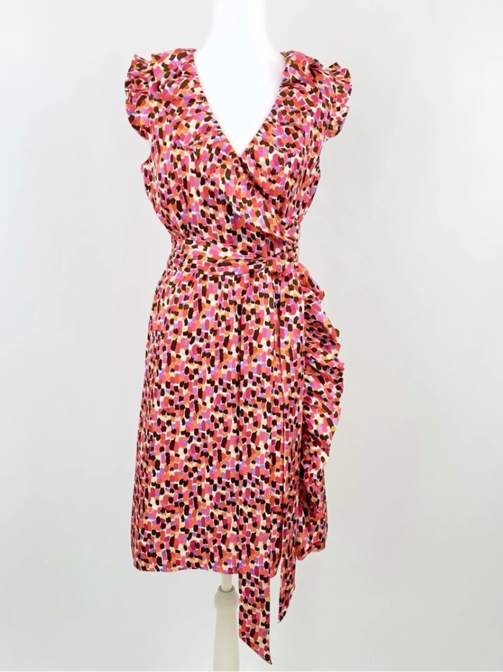 Kate Spade Aubrey 100% Silk Wrap Dress Size 4 Pink Geometric Ruffle Belted